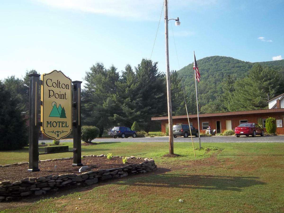 Colton Point Motel Уэлсборо Экстерьер фото