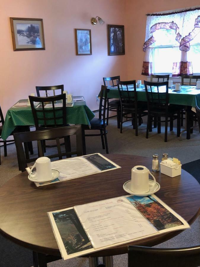 Colton Point Motel Уэлсборо Экстерьер фото